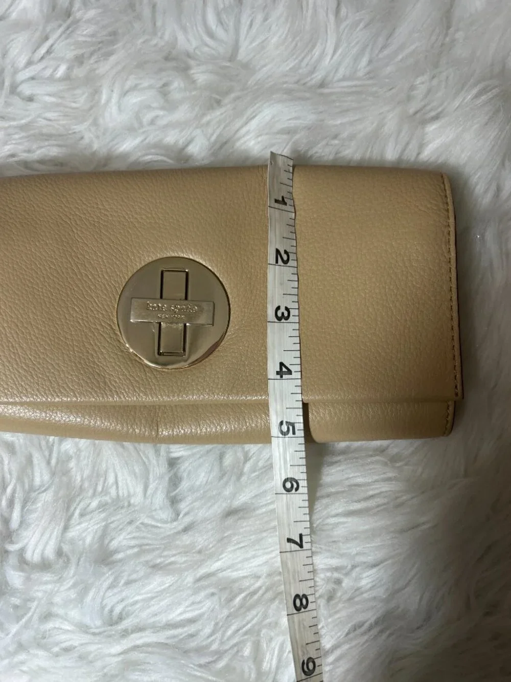 KATE SPADE tan nude soft leather Clutch Turnlock Leather Bag Purse with strap